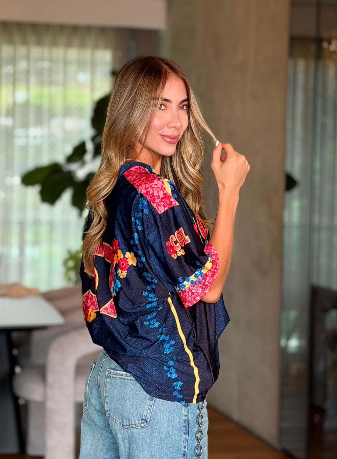 CAMISETA COLOMBIA FLORES